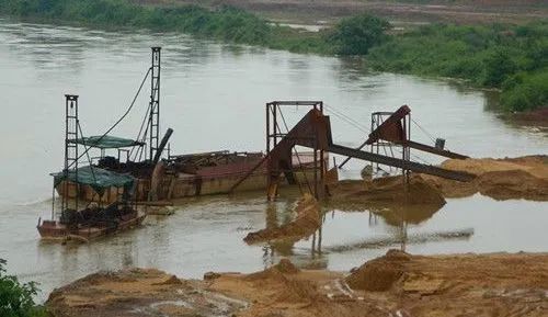 杜絕非法采砂，機(jī)制砂生產(chǎn)才是長久之道！